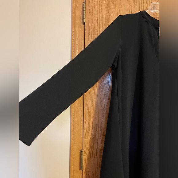 V neck tunic blouse - Picture 2 of 6